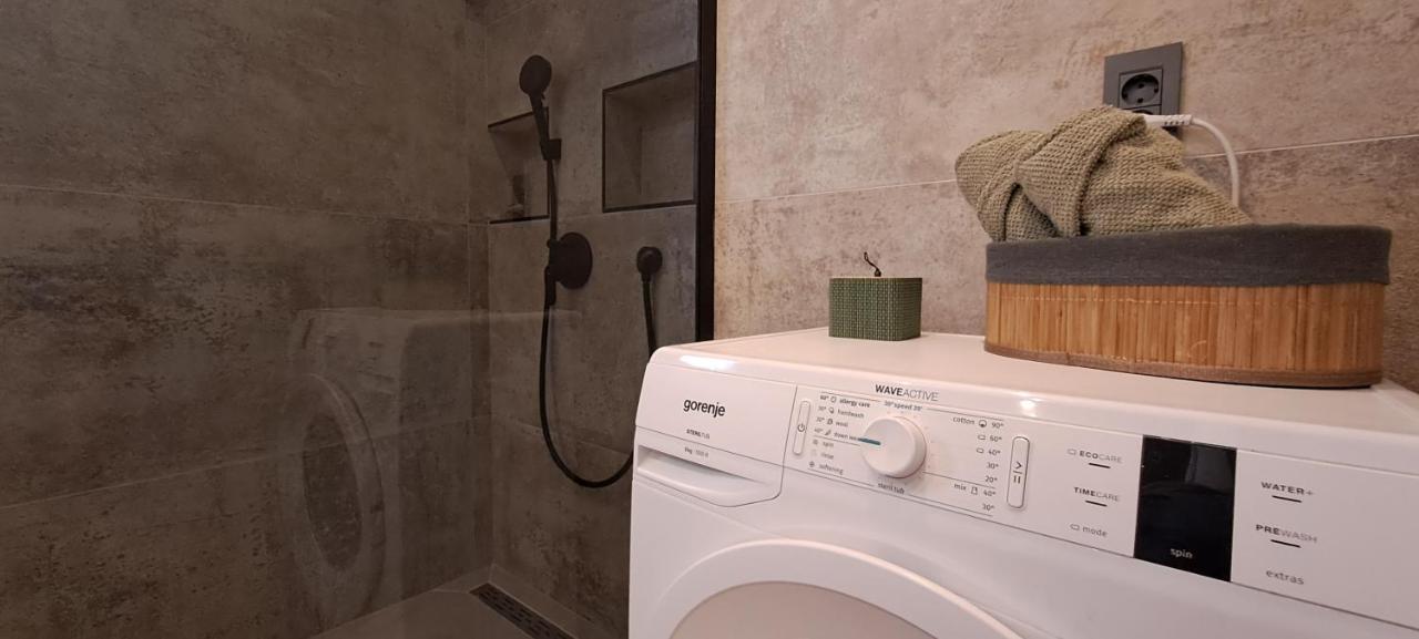 Apartments Del Mare Криквеница Екстериор снимка
