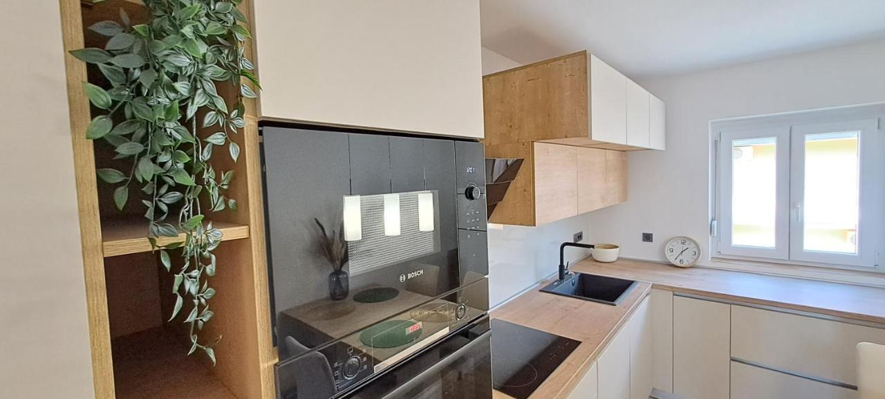 Apartments Del Mare Криквеница Екстериор снимка