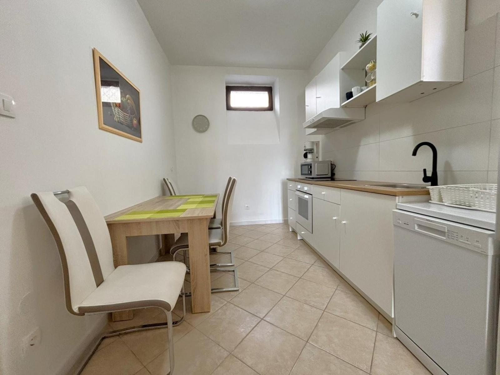 Apartments Del Mare Криквеница Екстериор снимка